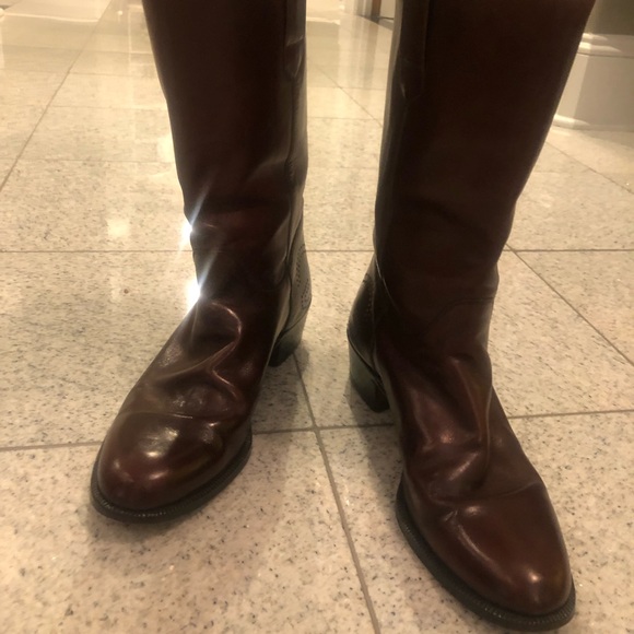 Gucci Brown Heeled Boots - Picture 1 of 15